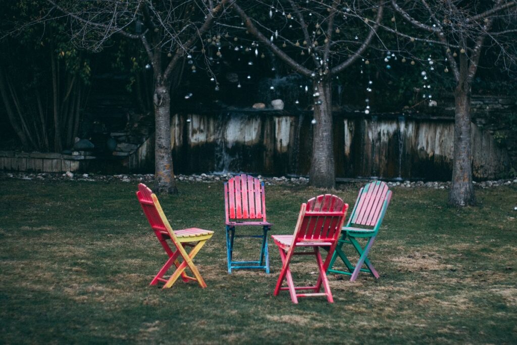 Protecting garden furniture during winter