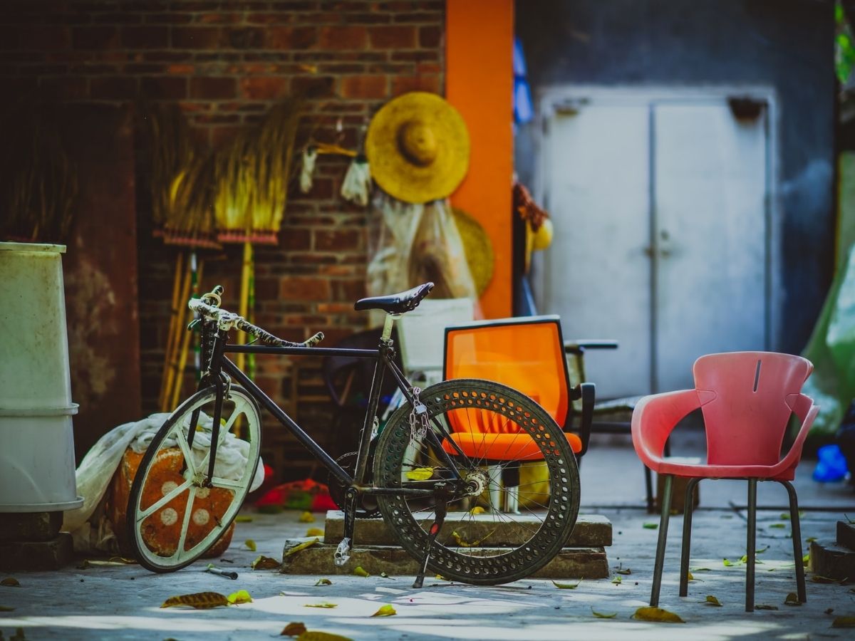 Get Rid of Unwanted Furniture For Free Access Box Storage